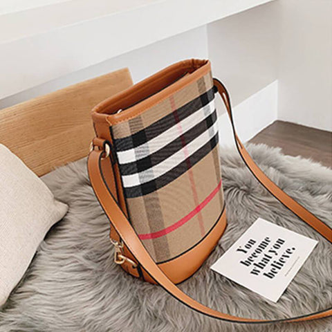 Fashion Chic Printed Messenger Bag