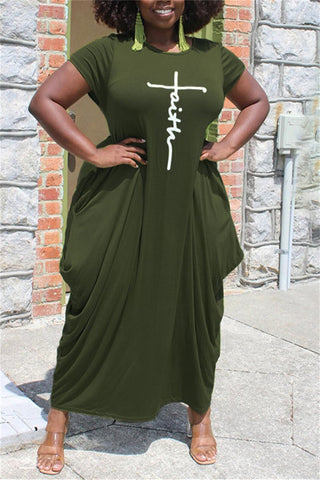 Plus Size Pink Irregular Pattern Print Round Neck Maxi Dress