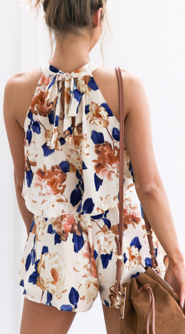 beige-floral-crop-top-and-shorts-matching-sets
