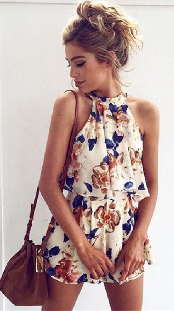 beige-floral-crop-top-and-shorts-matching-sets