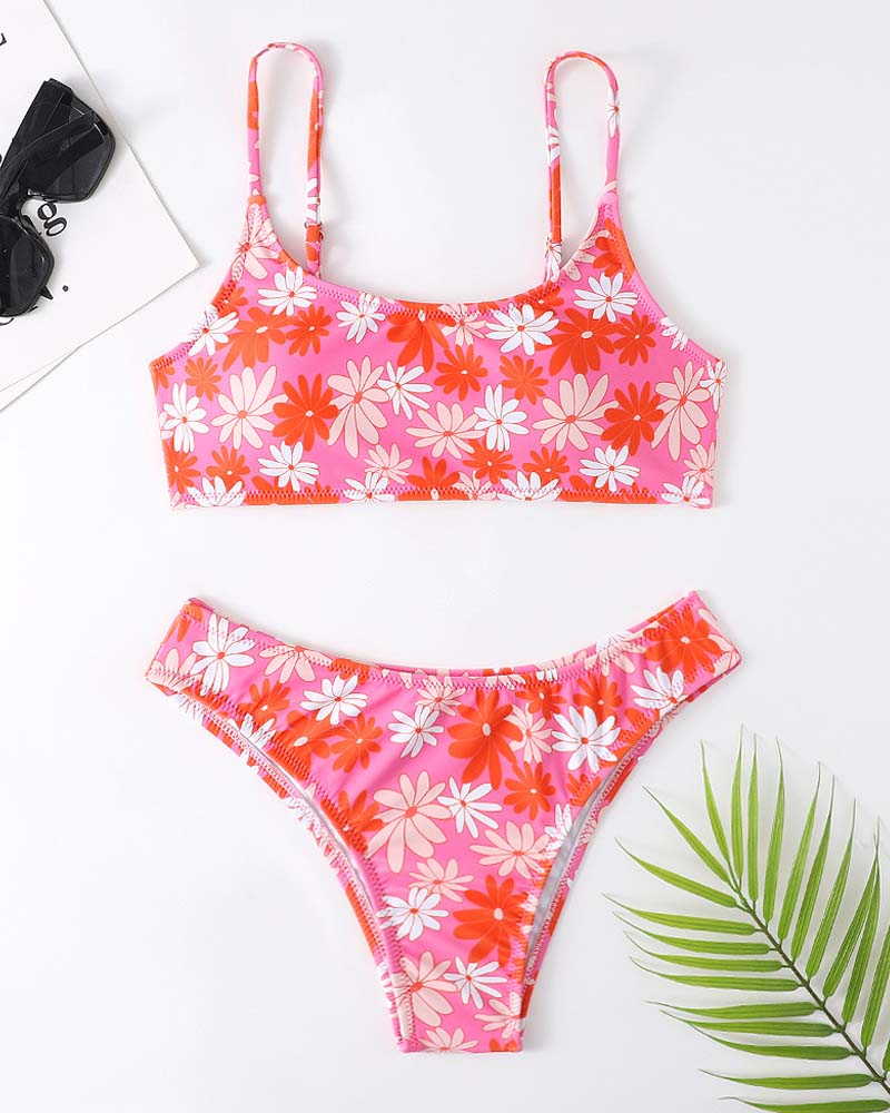 allover-floral-pattern-bikini-swimsuit