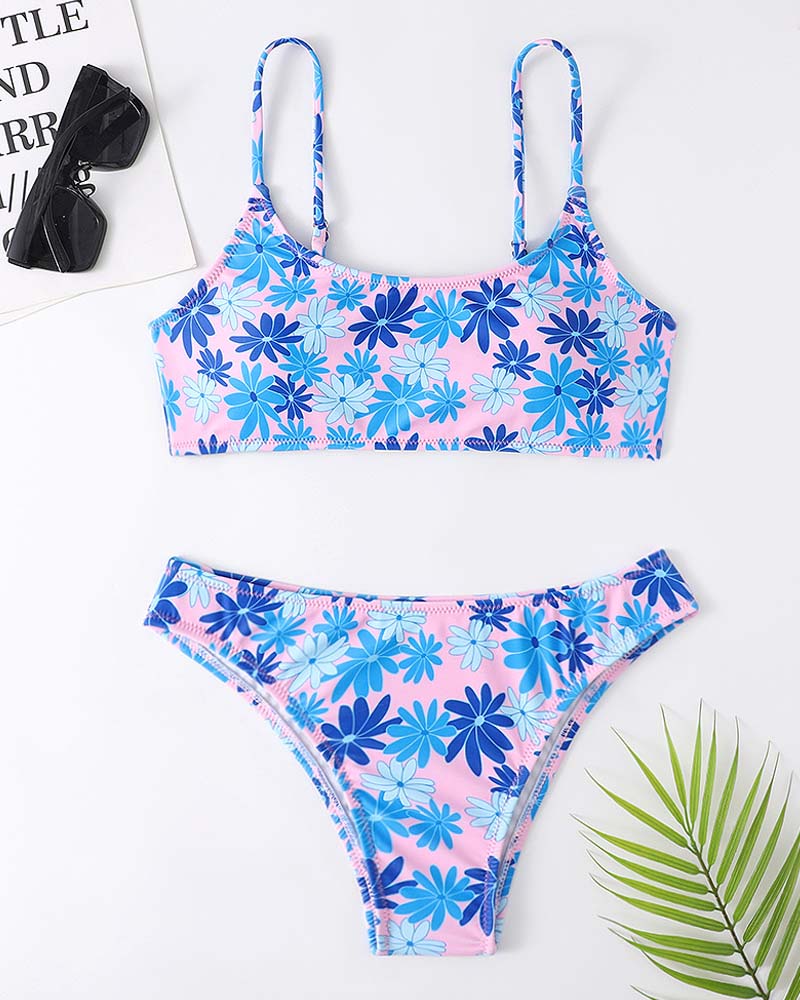 allover-floral-pattern-bikini-swimsuit