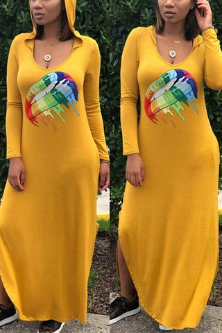 Fashion Rainbow Lips Offset Split Dress