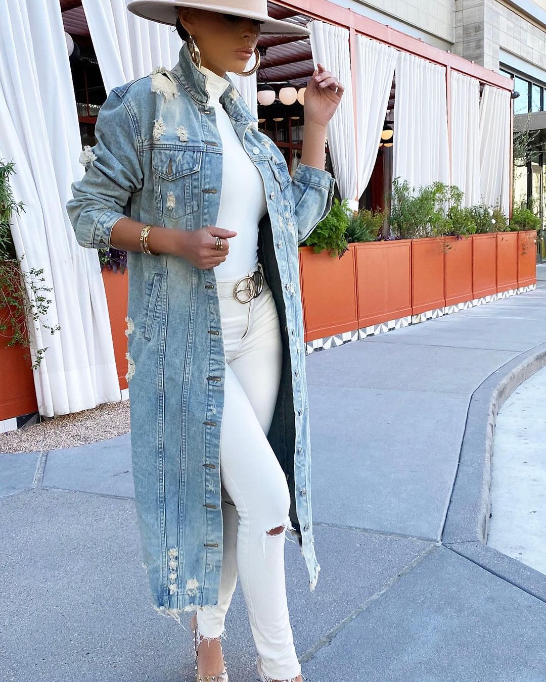 Online-clothing-plus-size-blue-casual-solid-ripped-turndown-collar-long-sleeve-regular-denim-jacket-coat