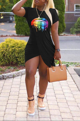 Fashion Lip Print Pleated Short Sleeve Mini Dress