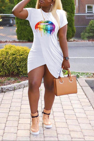 Fashion Lip Print Pleated Short Sleeve Mini Dress