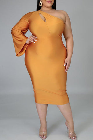 Fashion Plus Size One Shoulder Hollow Flared Sleeve Midi Dress