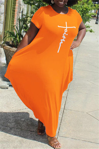 Online-clothing-plus-size-pink-irregular-pattern-print-round-neck-maxi-dress