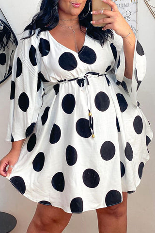[Pre-Sale]Plus Size V Neck Polka Dot Print Mini Dress