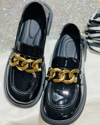 round-toe-chain-decor-slip-on-loafers